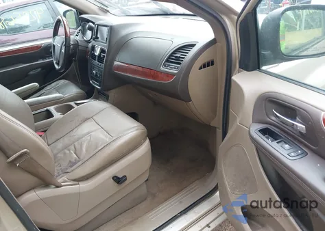 2013 Chrysler Town & Country Limited from USA, damaged, VIN 2C4RC1GG6DR753485